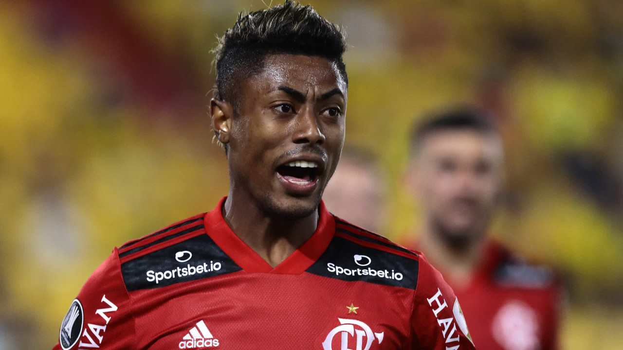 Flamengo descarta afastar Bruno Henrique e revela investigação do STJD